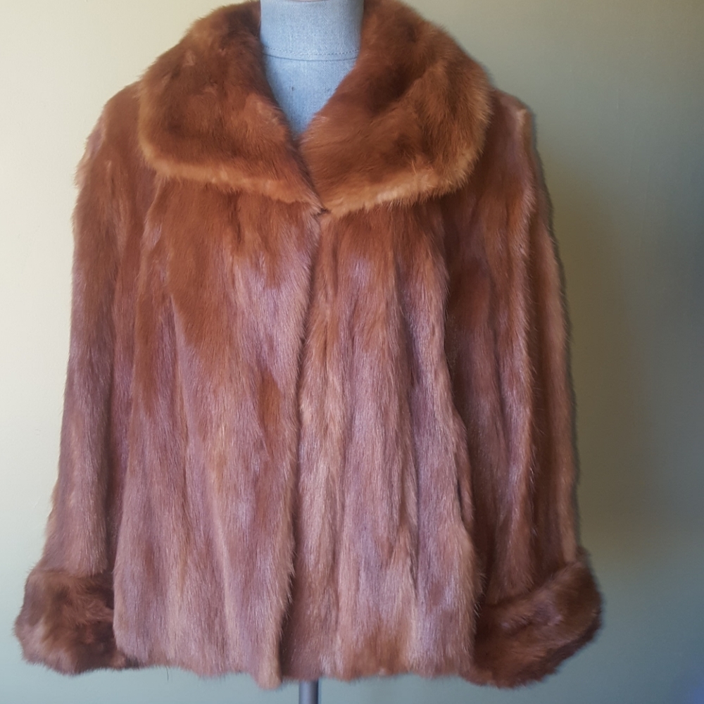 BUY ME💕FUR🌟JACKET🌟
